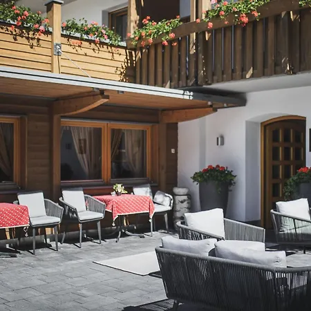 Broetz Hotell
